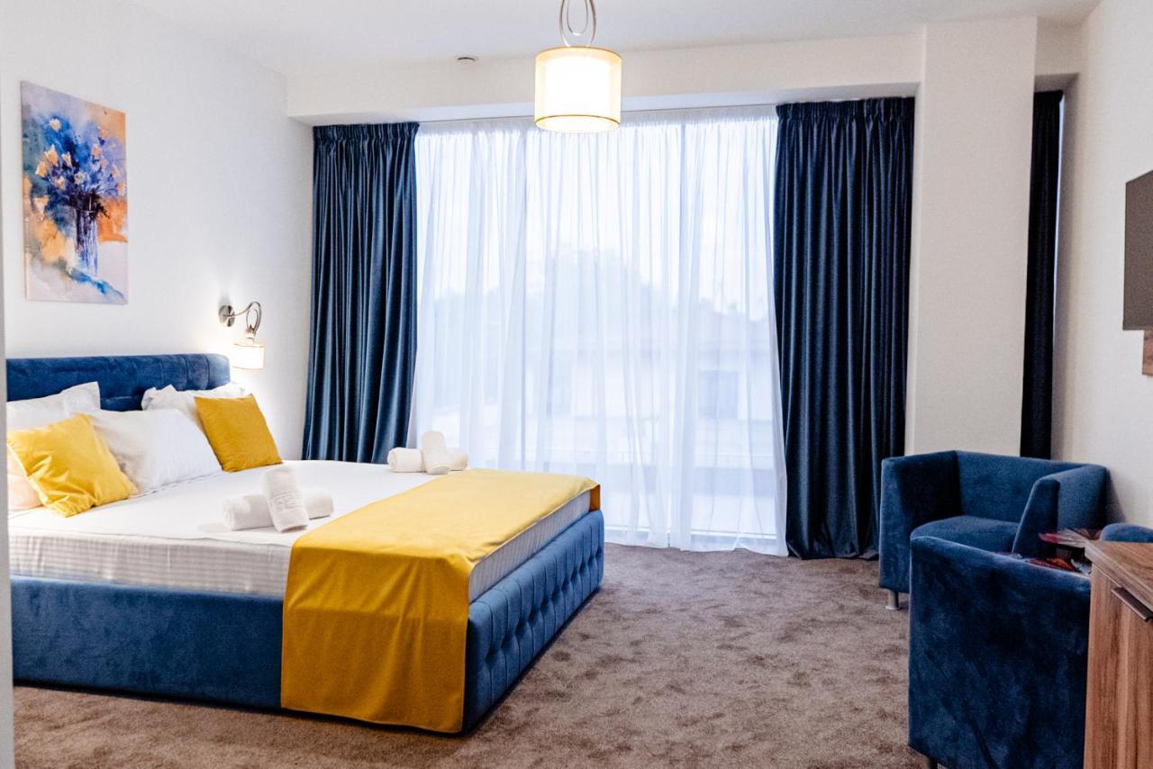 Raay Hotel Brăila Екстериор снимка