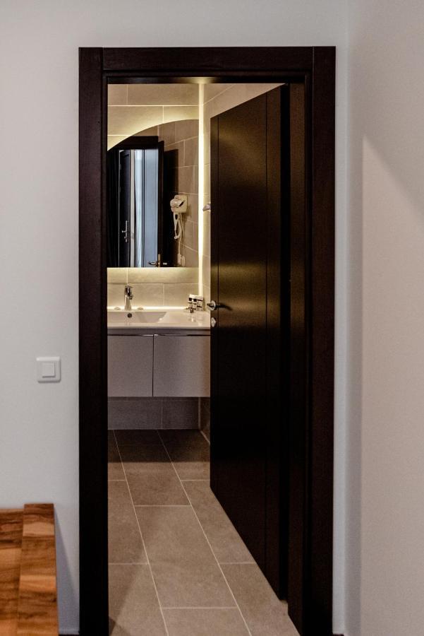 Raay Hotel Brăila Екстериор снимка